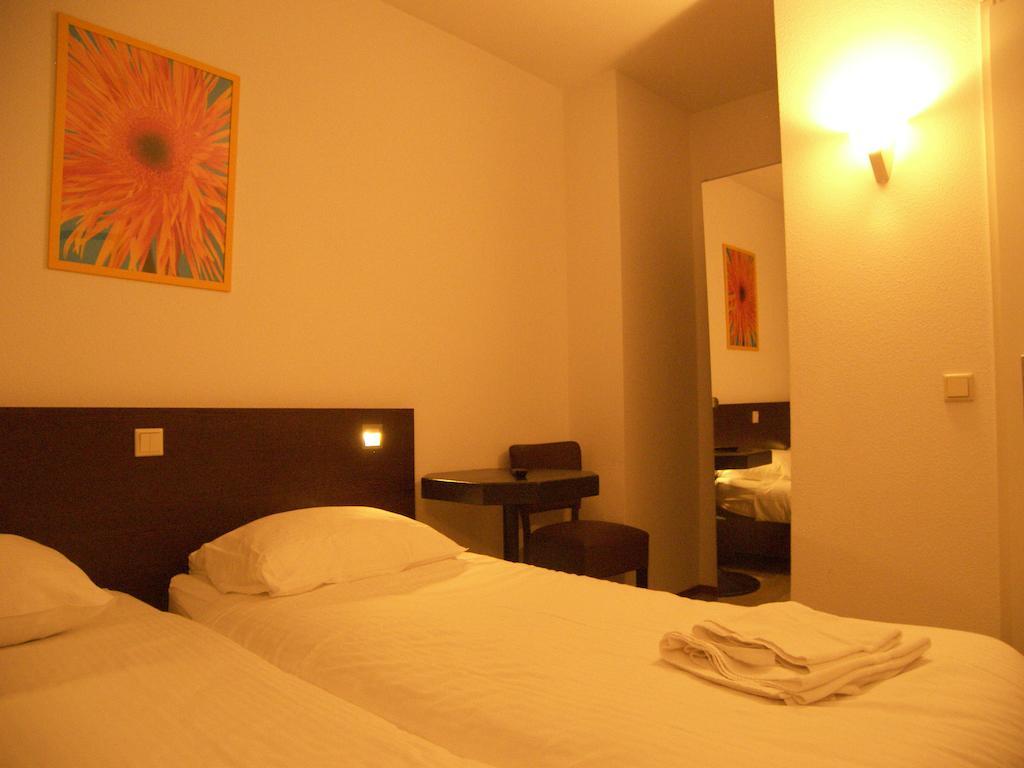 Hotel De Markt Valkenswaard Room photo